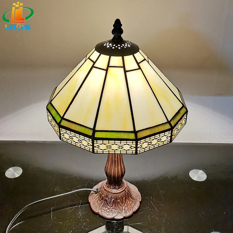 20Cm Scandinavian Minimalist Geometric Mesh Small Table Lamp Tiffany Style Study Old-Fashioned Glass Antique Gift Metal Base E27 — Modern Luxury